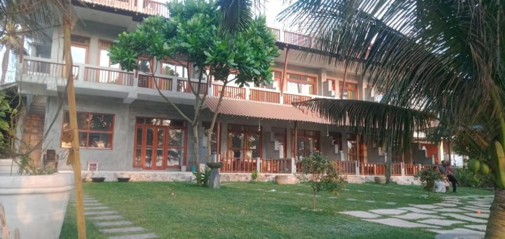 Relax Beach Resort Weligama Ngoại thất bức ảnh