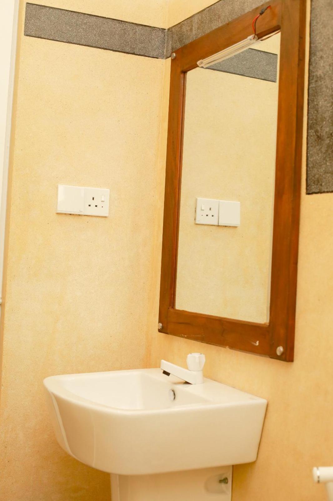 Relax Beach Resort Weligama Ngoại thất bức ảnh