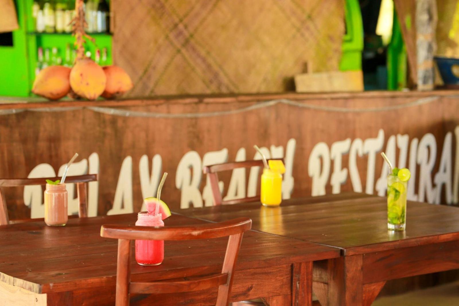 Relax Beach Resort Weligama Ngoại thất bức ảnh
